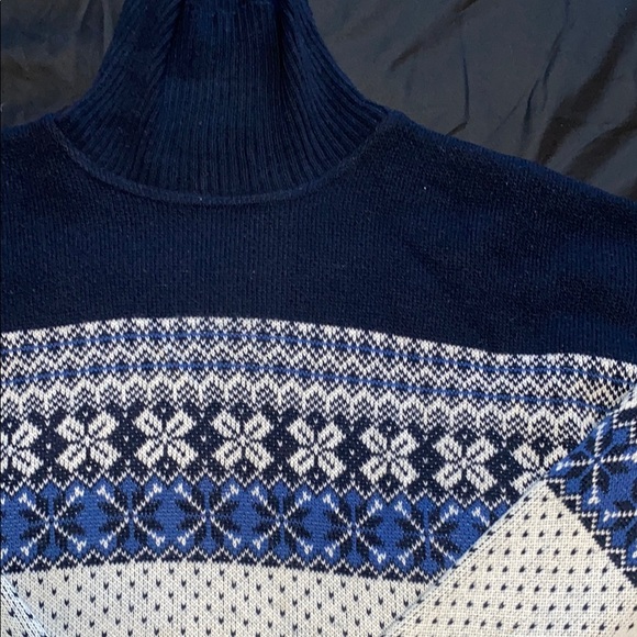 Navy and Cream Patterned Sweater - Picture 2 of 4